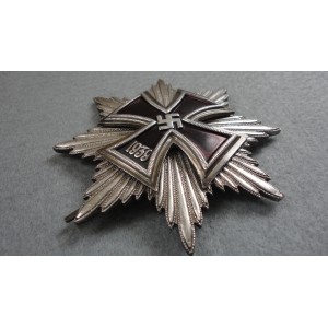 WW2 German Breast Big Star with Iron Cross - Silver