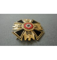 WW2 German Order-3rd Class-(Dead Hero Order) pin-back 
